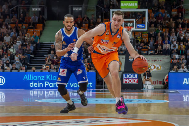 洞察力和深 洞察力和深